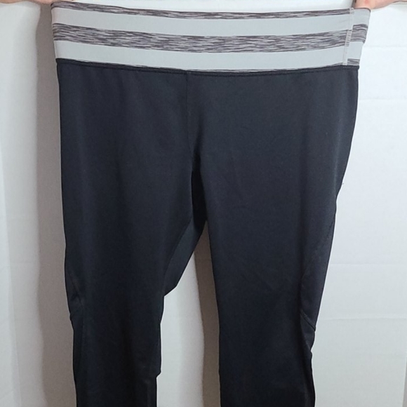 Jumpsuits | Lukka Capris Bie26 | Poshmark